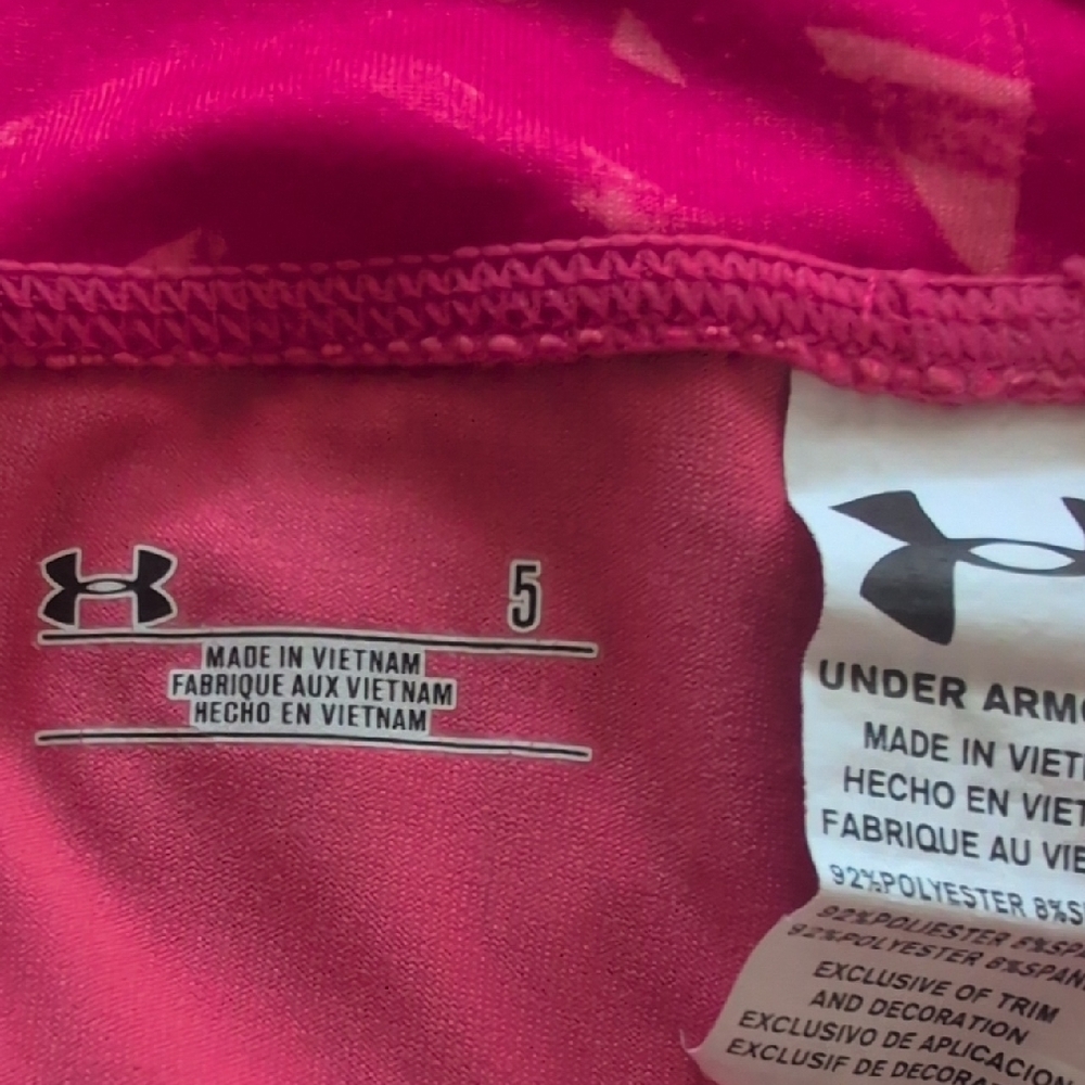 Under Armour Fuchsia Sports Top